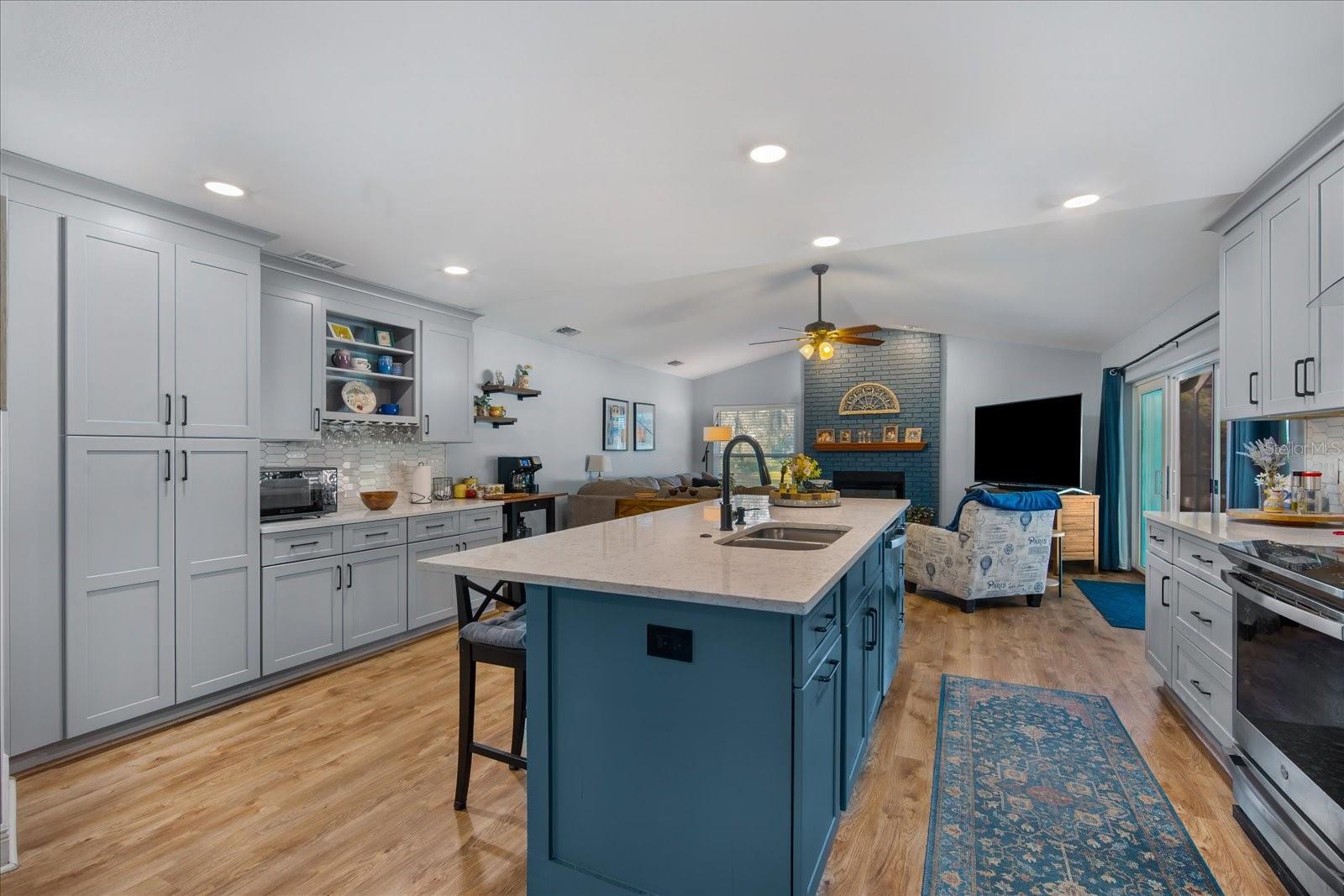 NORTH LAKES SEC F UNIT 2 - Residential