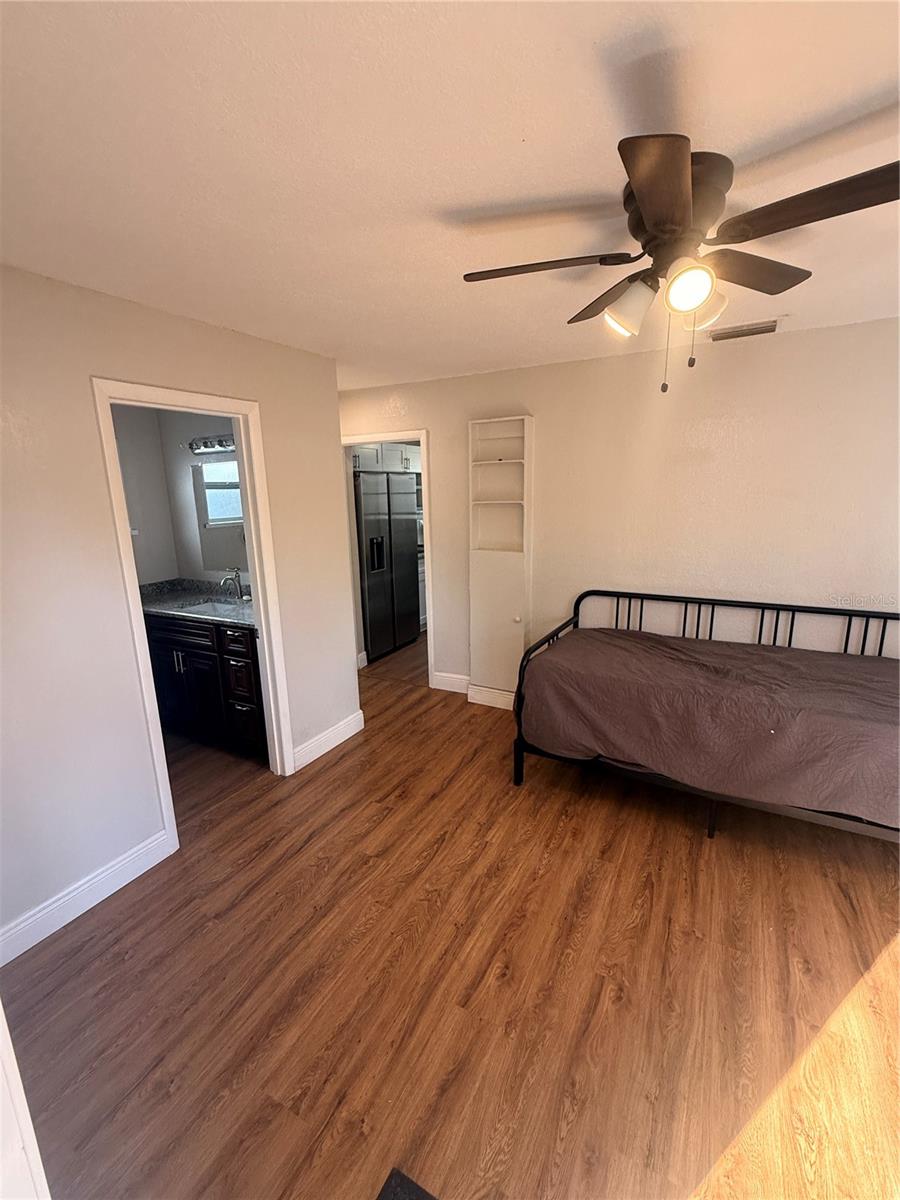 1510 W POWHATAN AVENUE 2