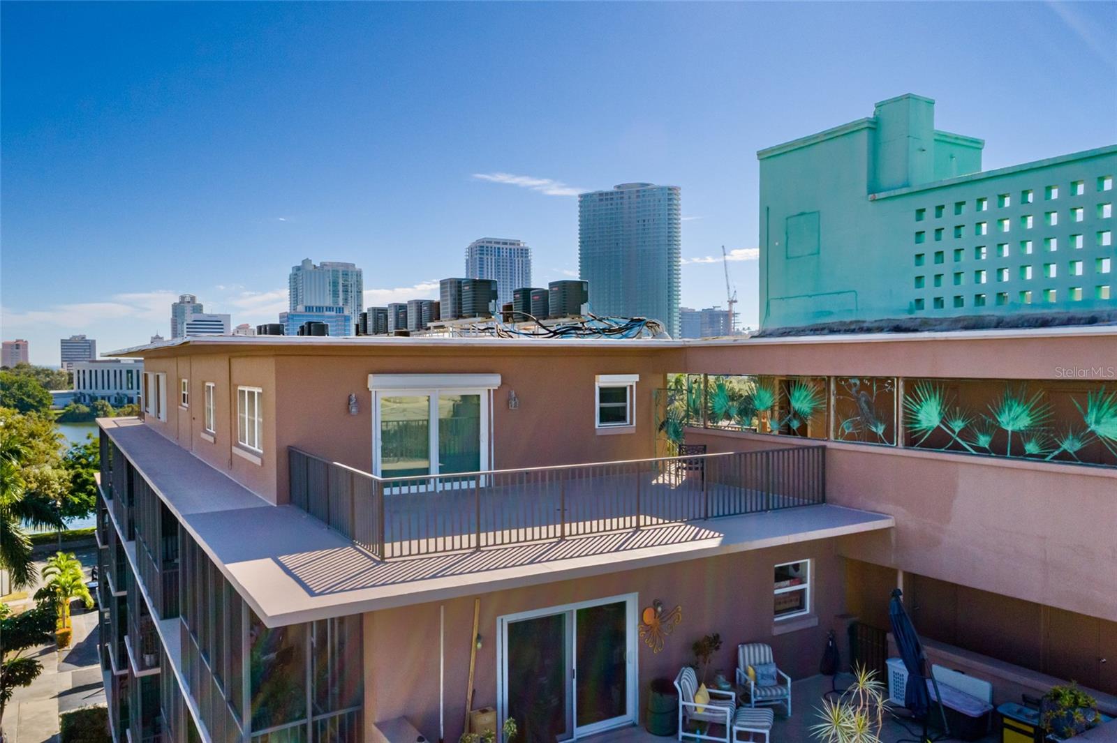 LAKE PALMS APTS CO-OP - Residential