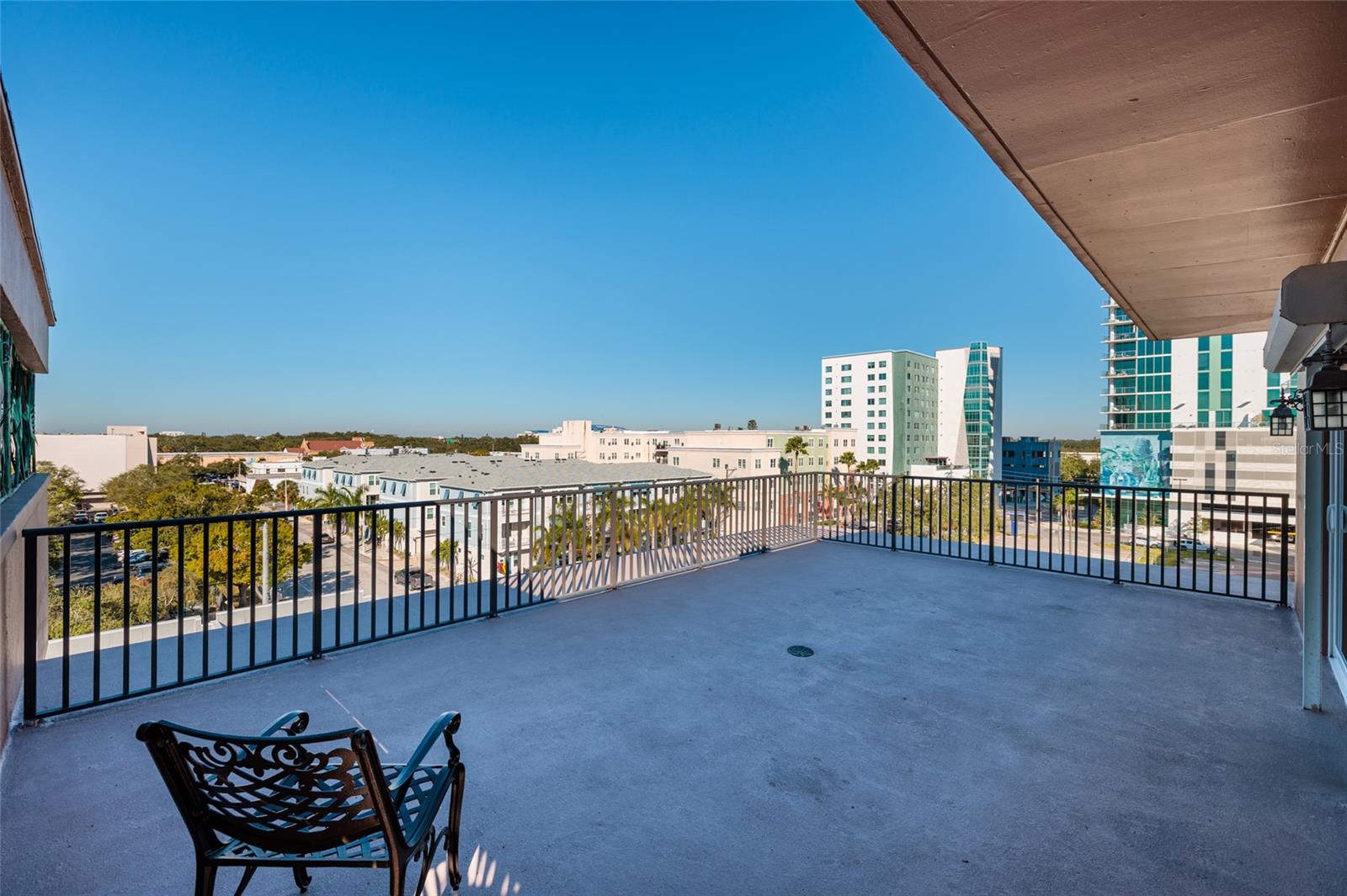 LAKE PALMS APTS CO-OP - Residential