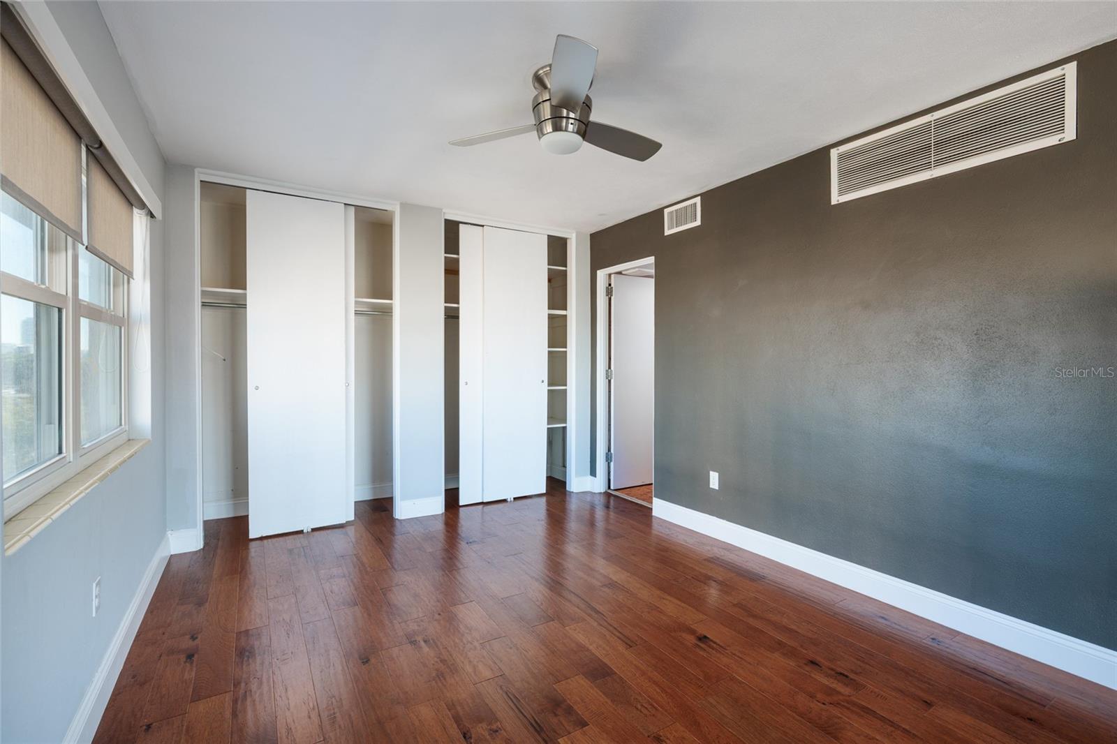 LAKE PALMS APTS CO-OP - Residential