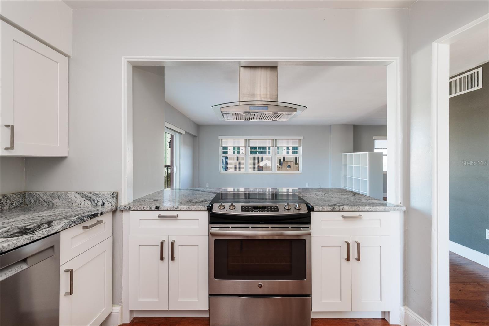 LAKE PALMS APTS CO-OP - Residential