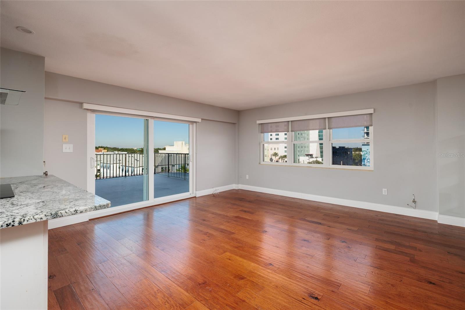 LAKE PALMS APTS CO-OP - Residential