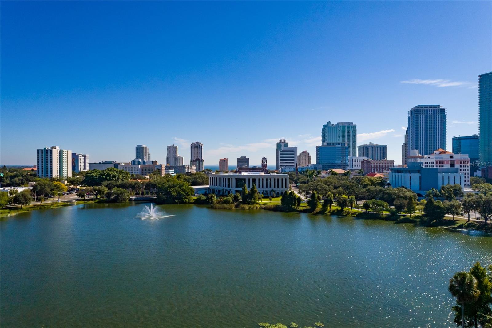 LAKE PALMS APTS CO-OP - Residential