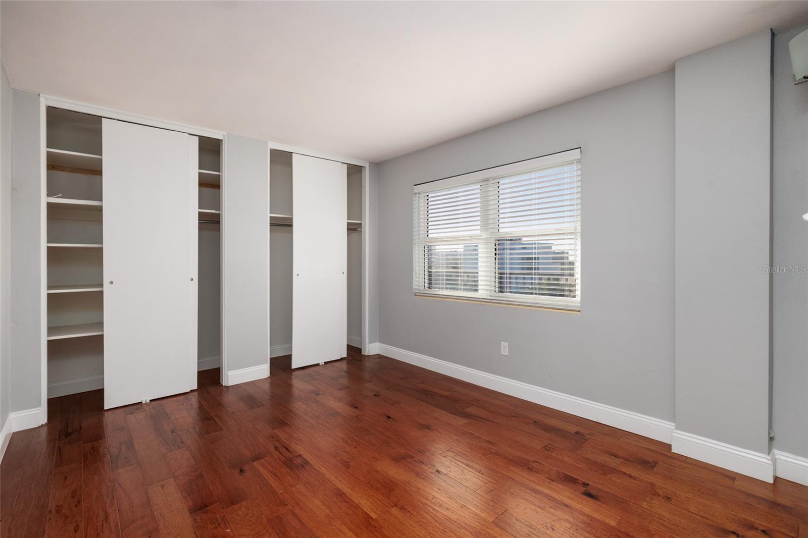 LAKE PALMS APTS CO-OP - Residential