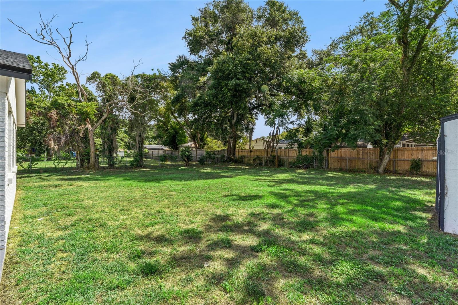 GOLDEN HEIGHTS - Residential