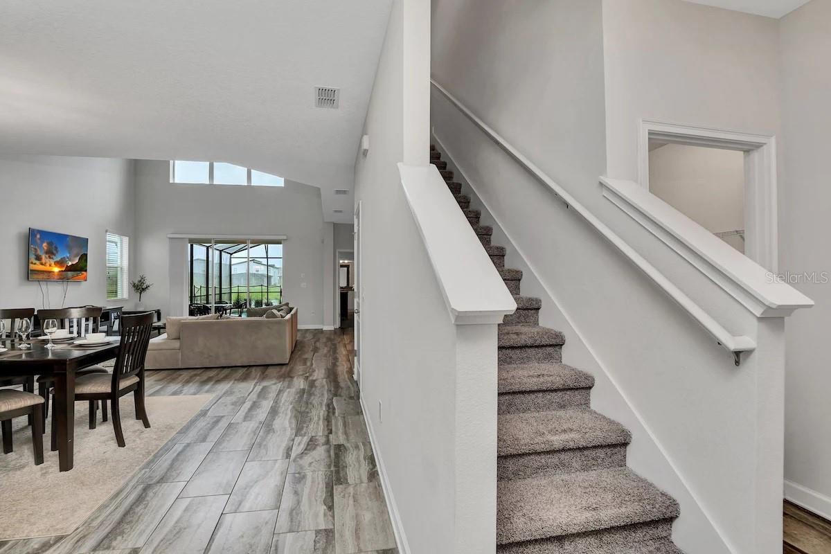 STOREY LAKE - Residential