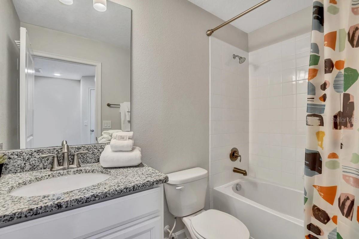 STOREY LAKE - Residential