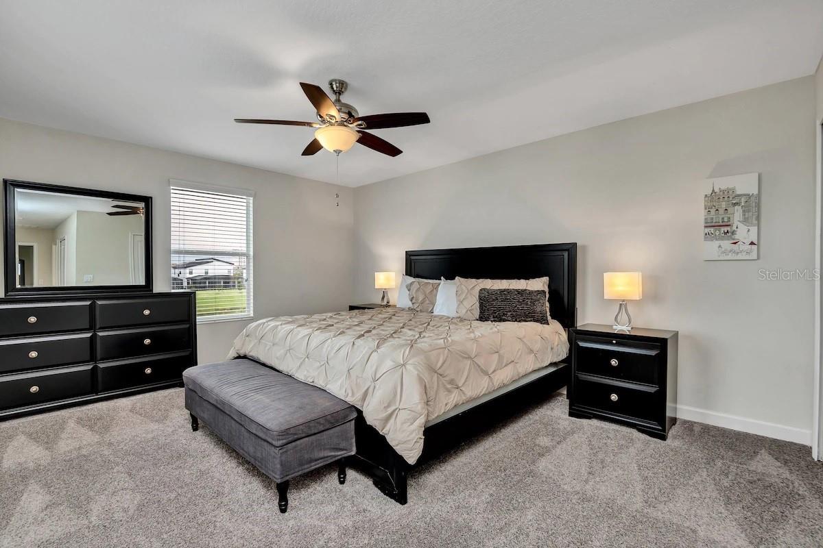 STOREY LAKE - Residential