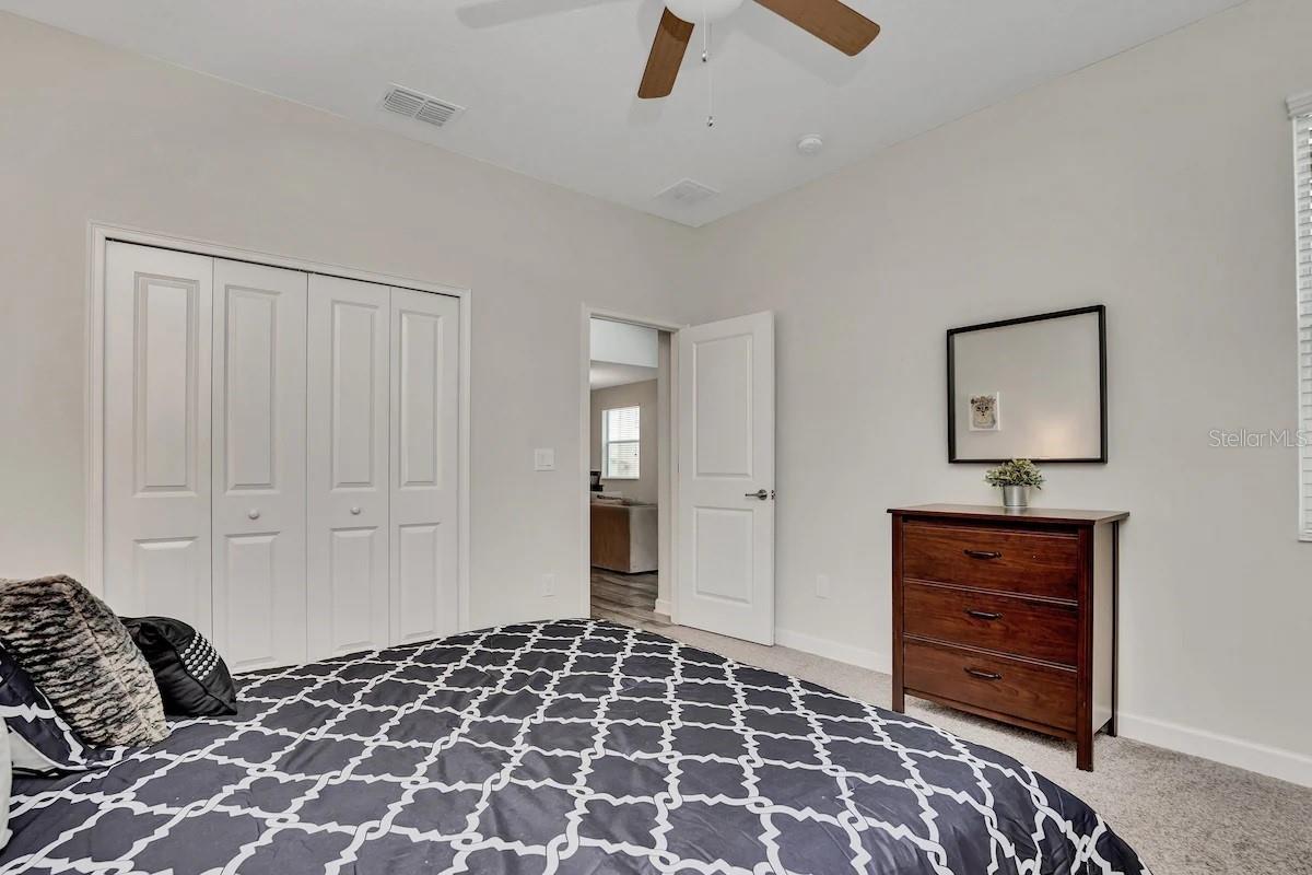 STOREY LAKE - Residential