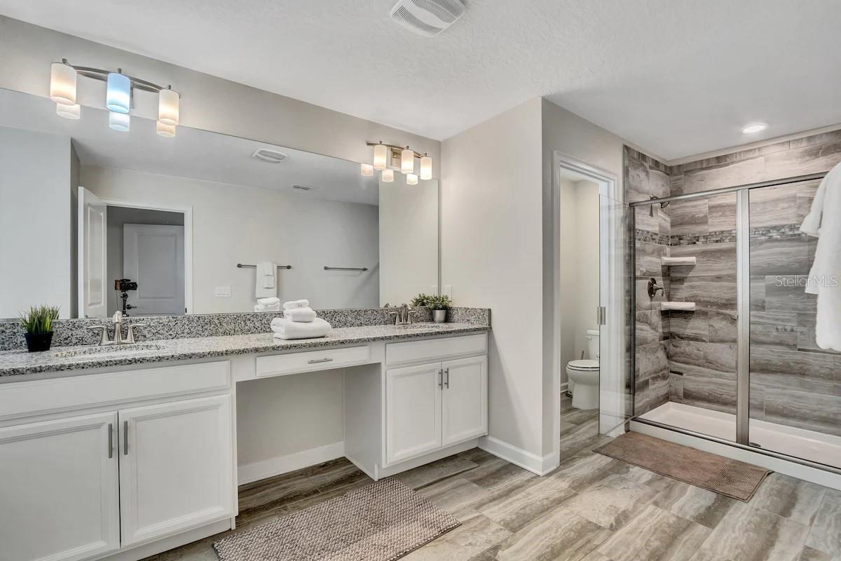 STOREY LAKE - Residential