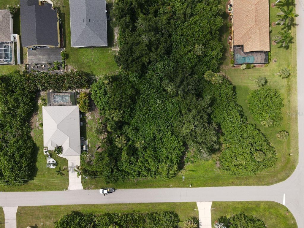 Photo of 392 Albatross Road, Rotonda West, FL 33947 (MLS # O6232116)