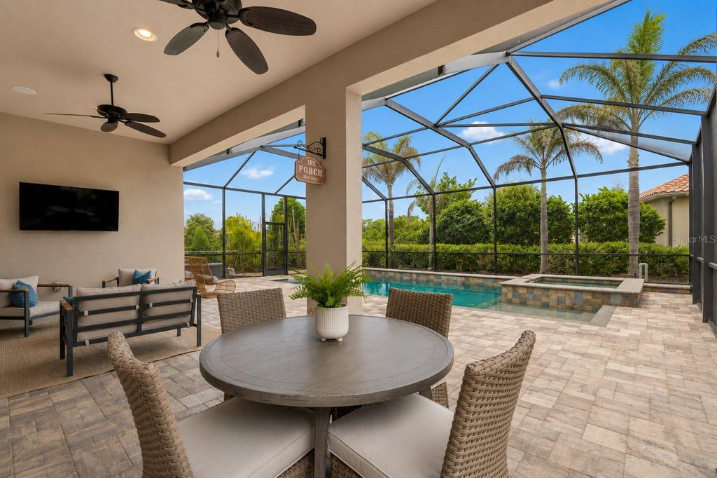 Photo of 8552 Grand Alberato Road, Tampa, FL 33647 (MLS # TB8497411)