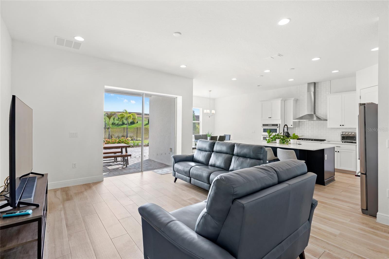 BELLA COLLINA WEST SUB - Residential