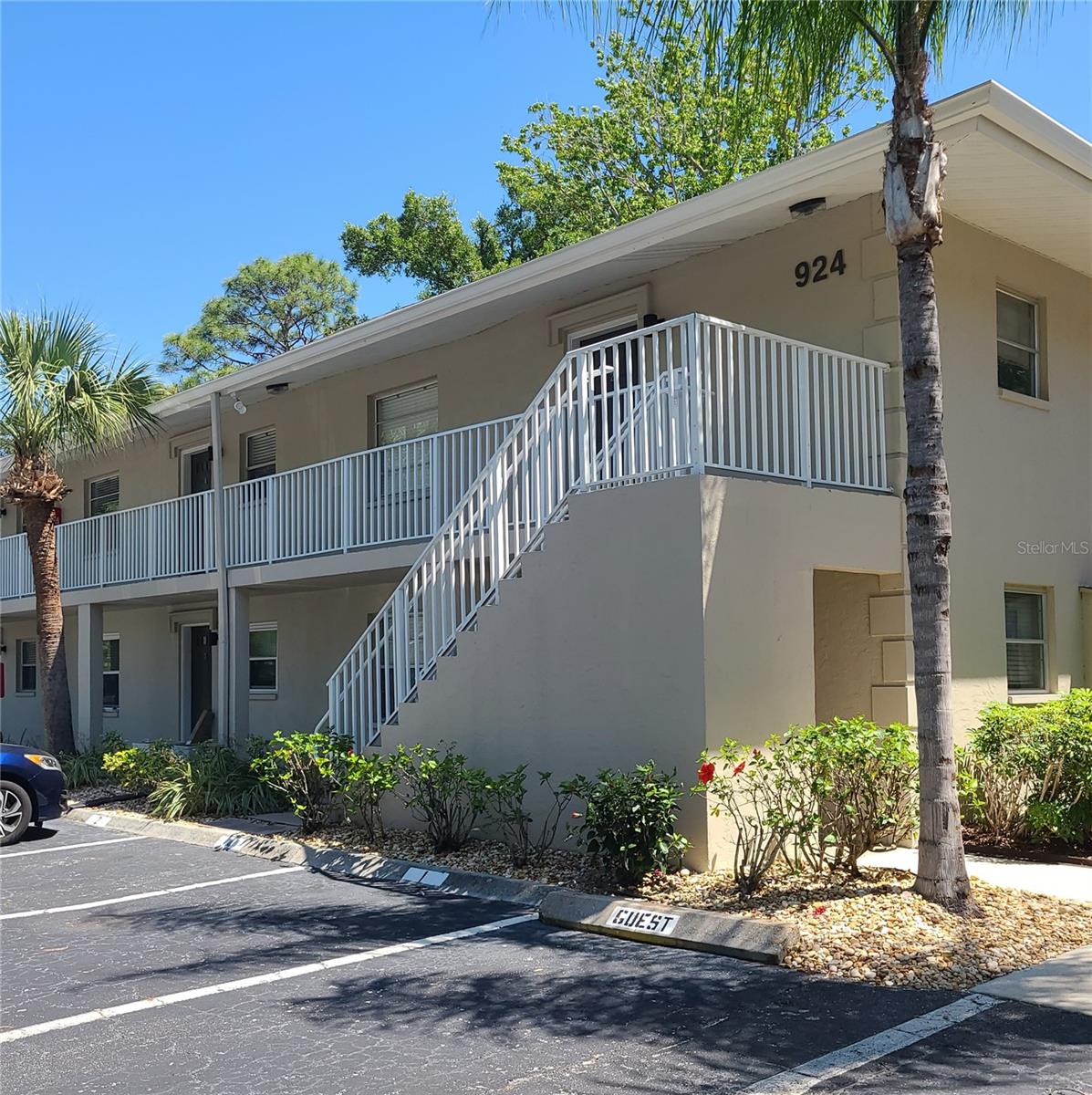 PARK VIEW - Residential Lease