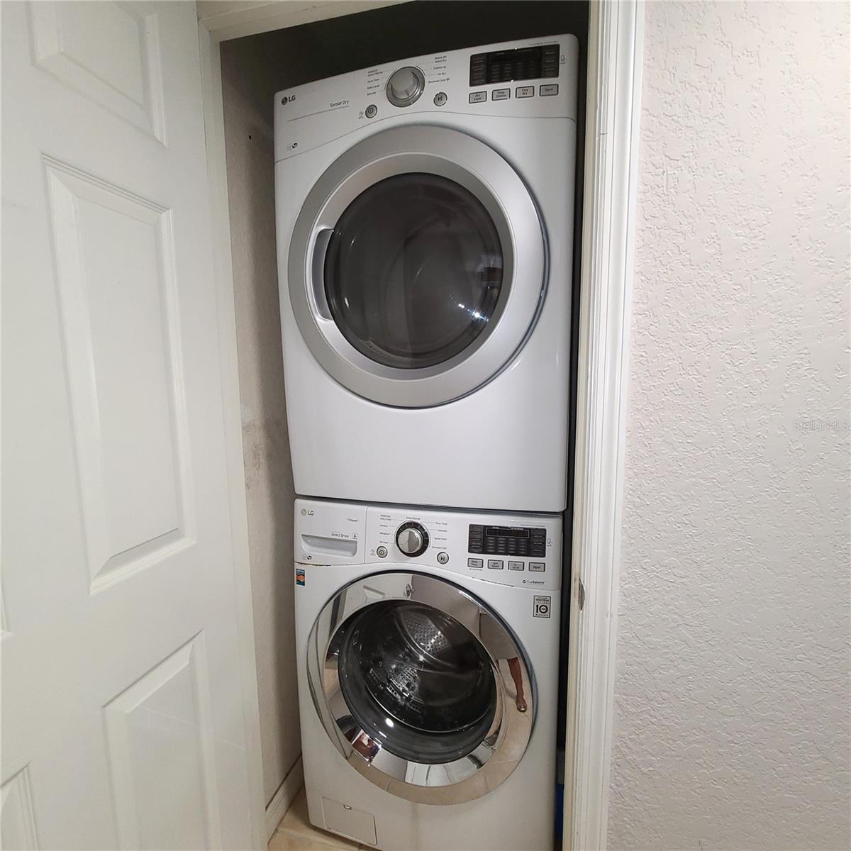 PARK VIEW - Residential Lease