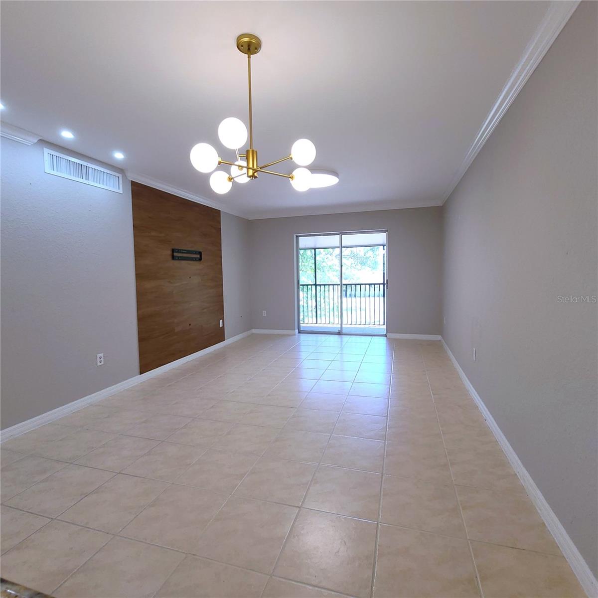 924 LA COSTA CIRCLE 4