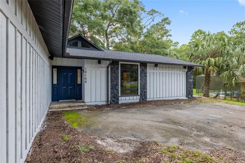 A home in DUNNELLON