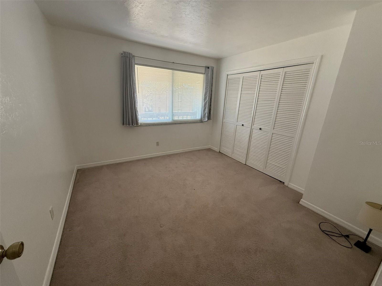 WESTCHESTER WOODS PH 02 - Residential Lease