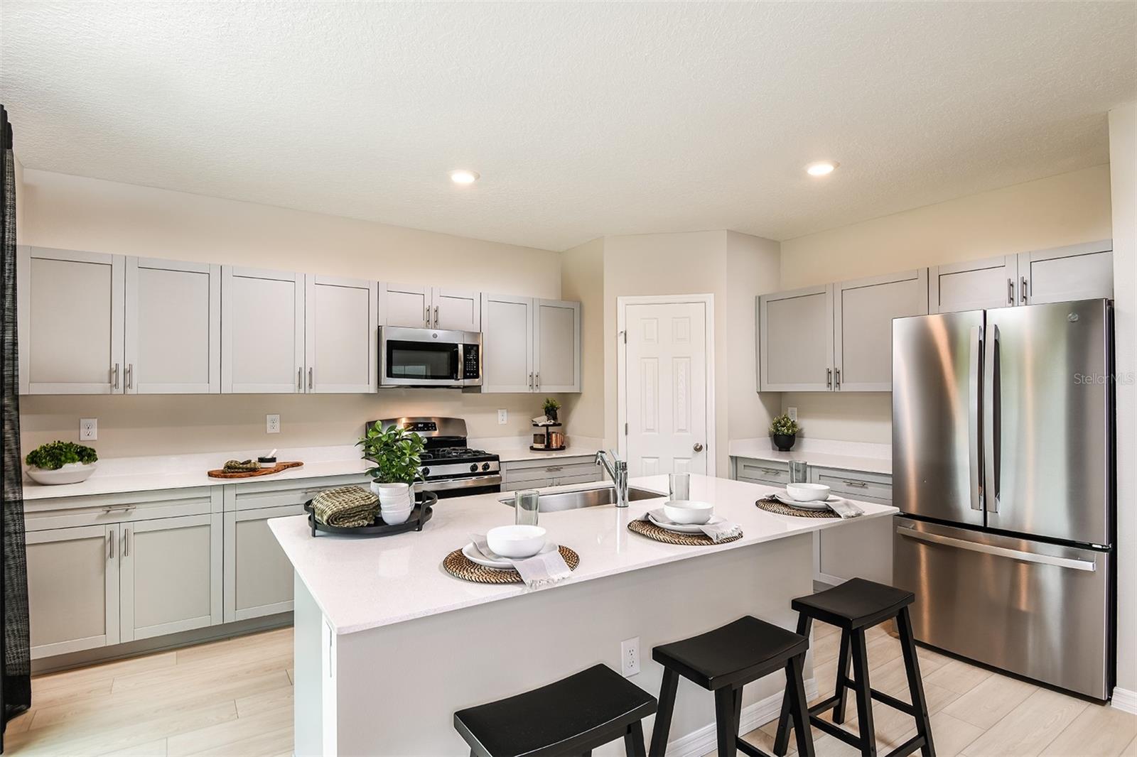 TWO RIVERS - Residential