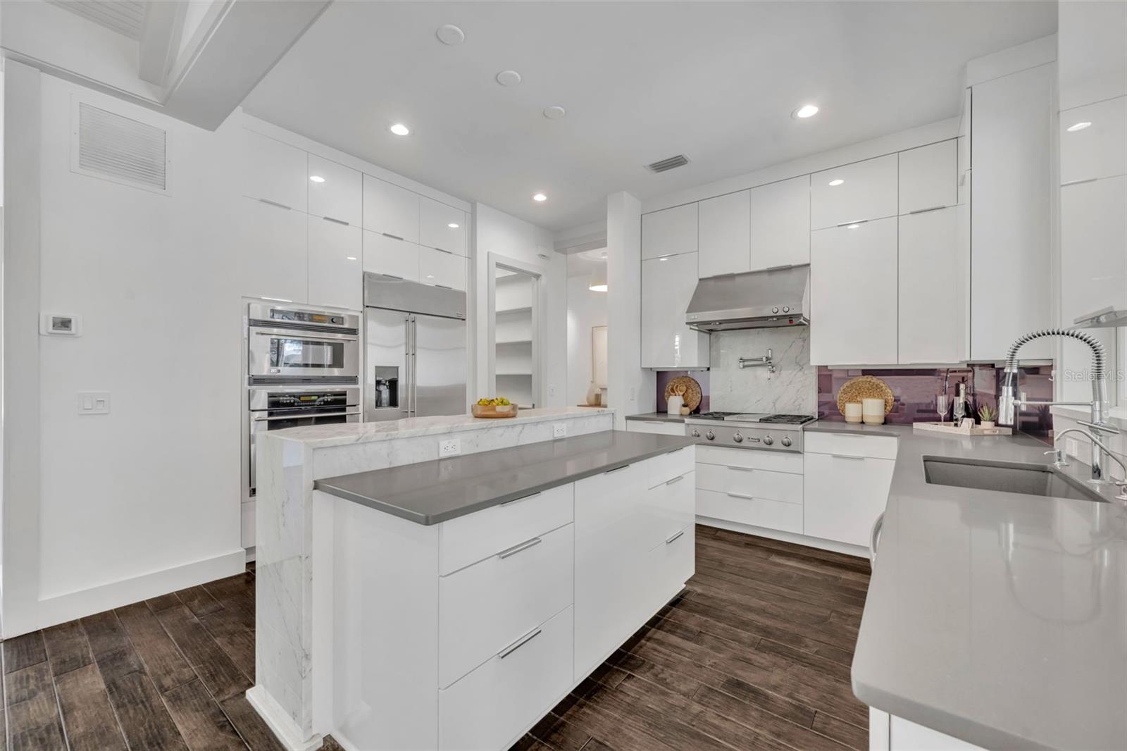 THOMAS M HENKELS ADD - Residential