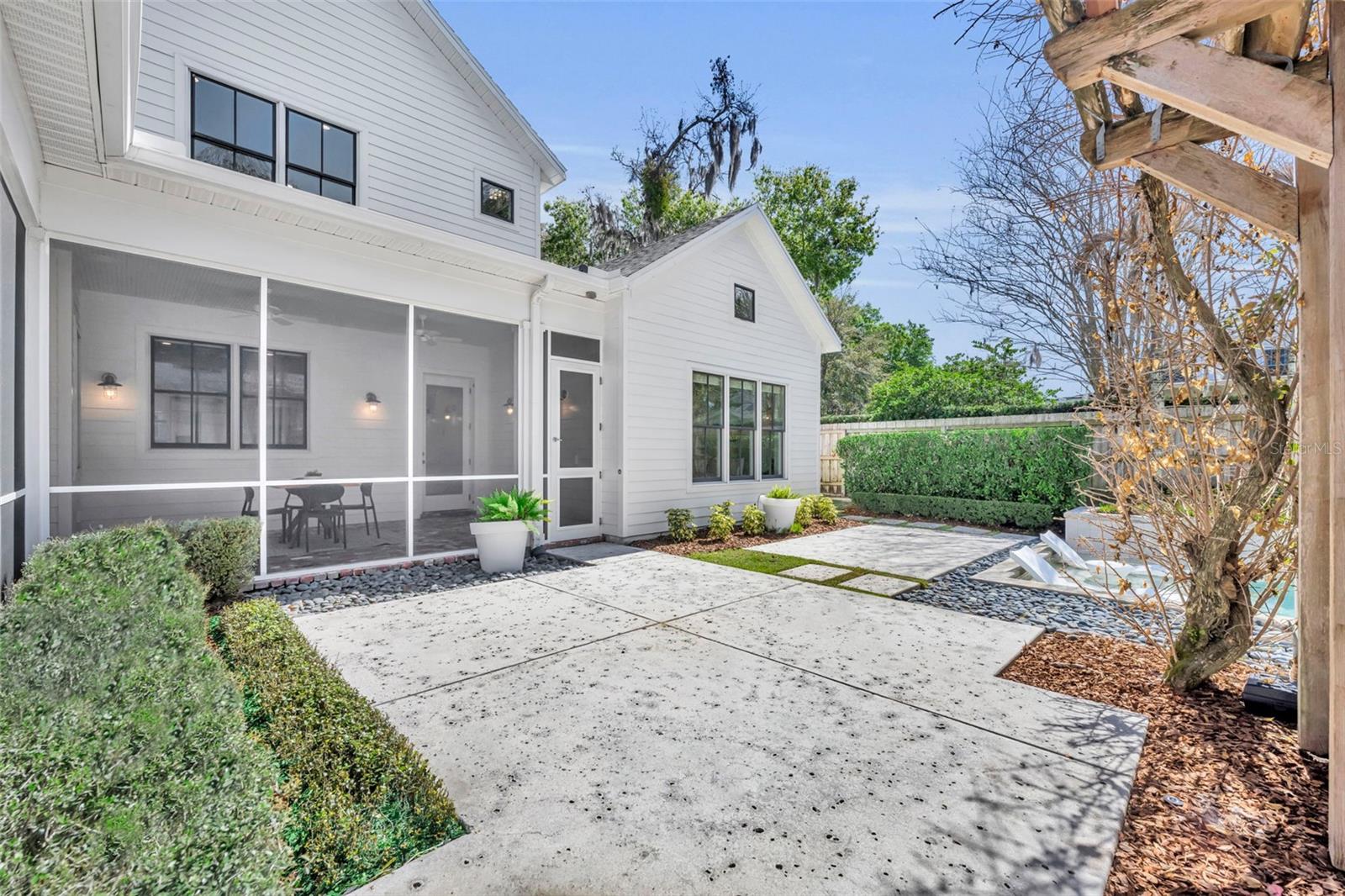 THOMAS M HENKELS ADD - Residential