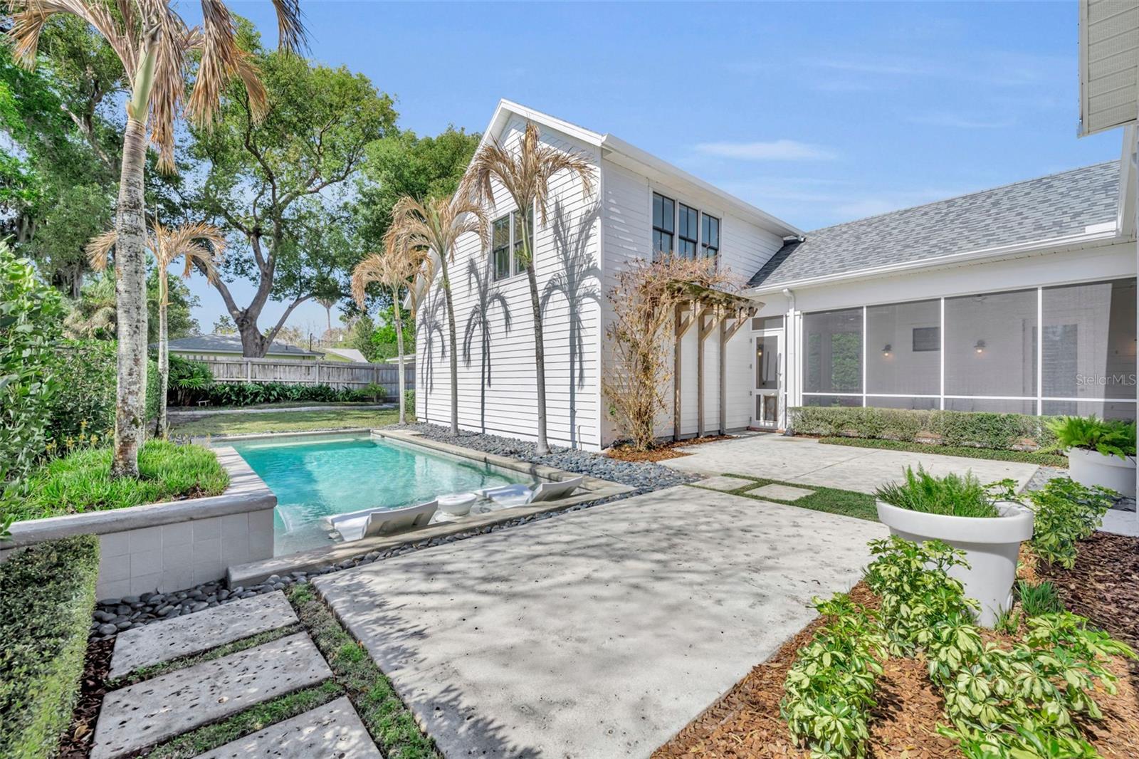 THOMAS M HENKELS ADD - Residential