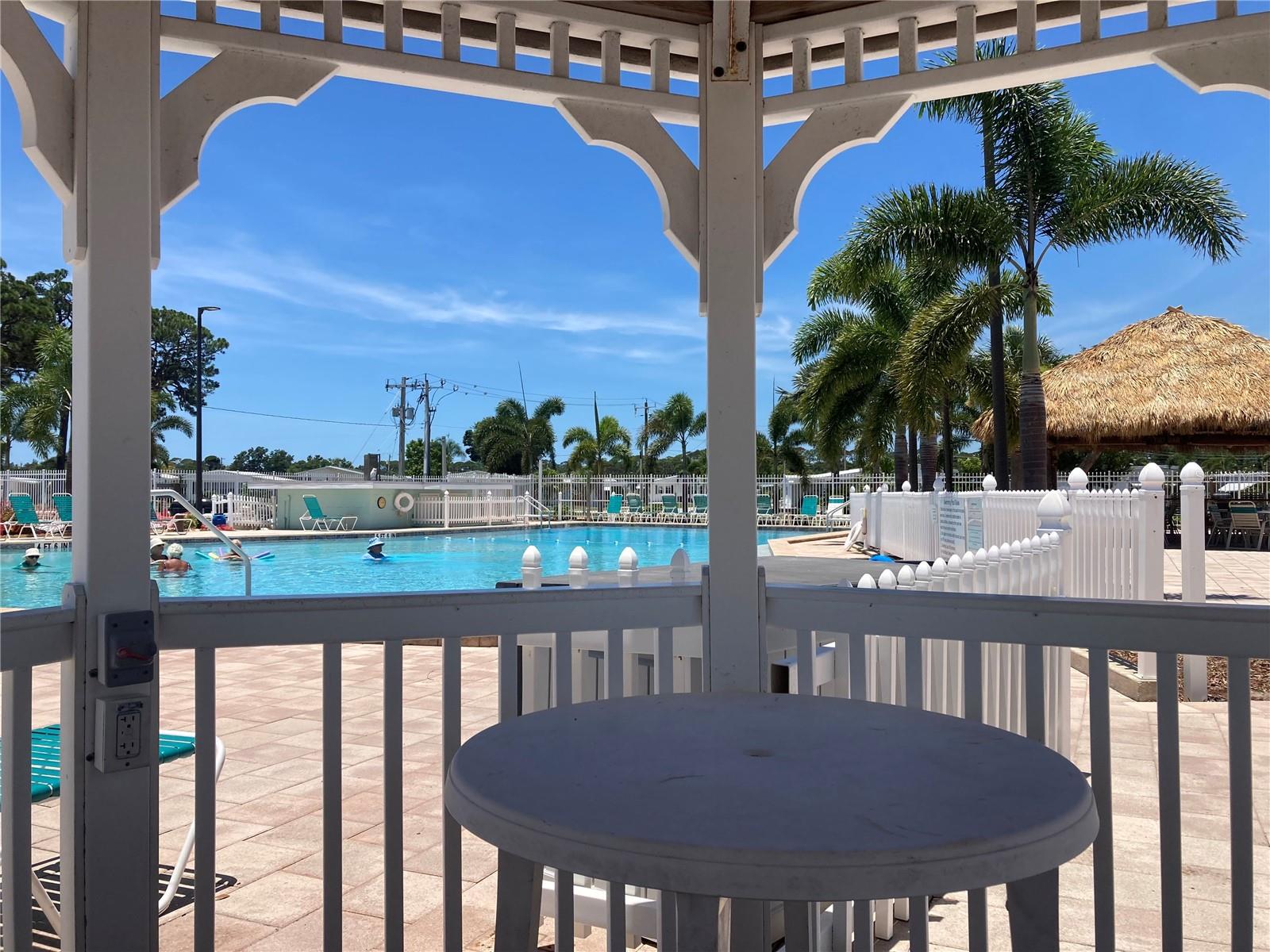 TRI-PAR ESTATES - Residential Lease