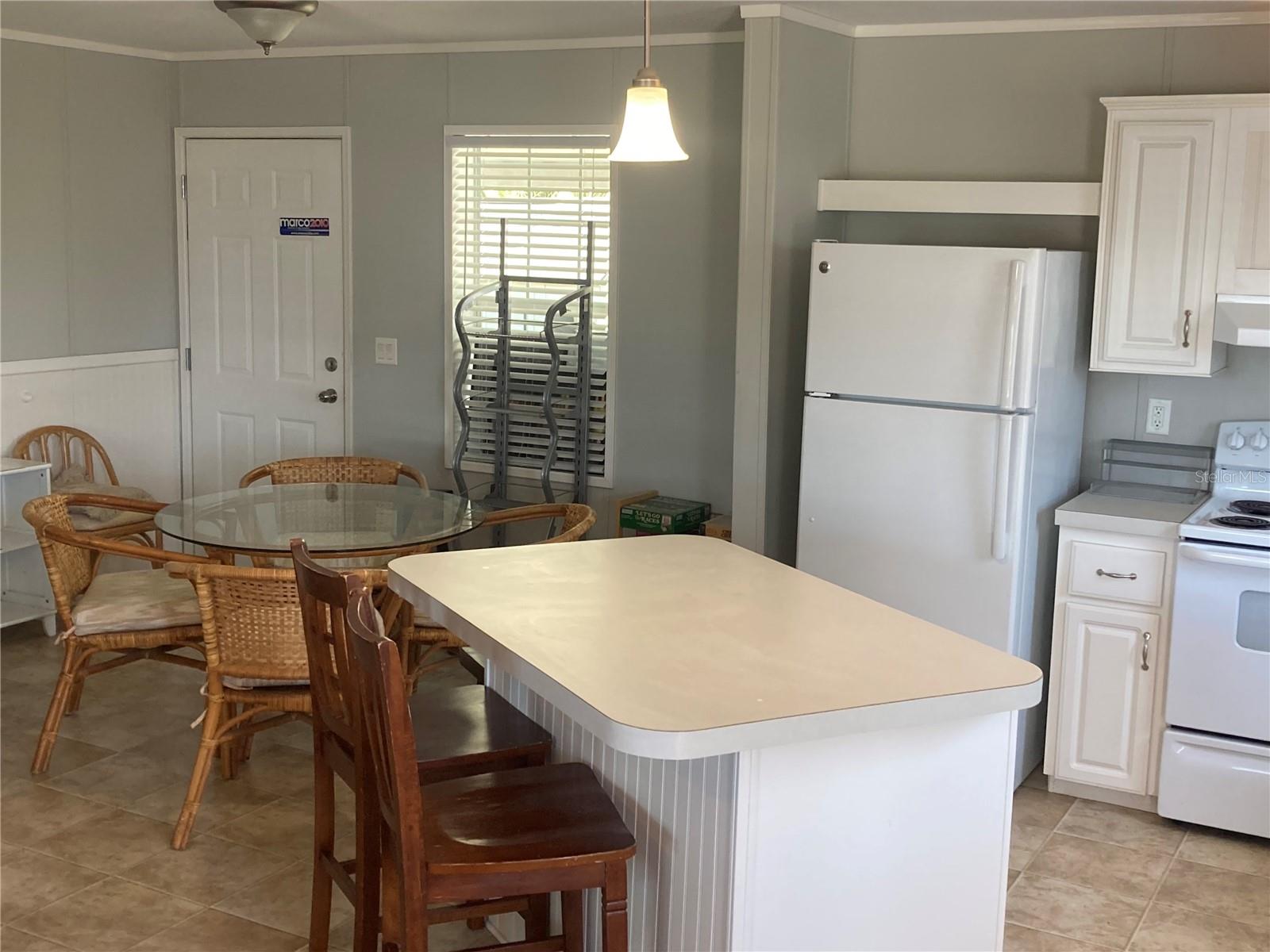 TRI-PAR ESTATES - Residential Lease