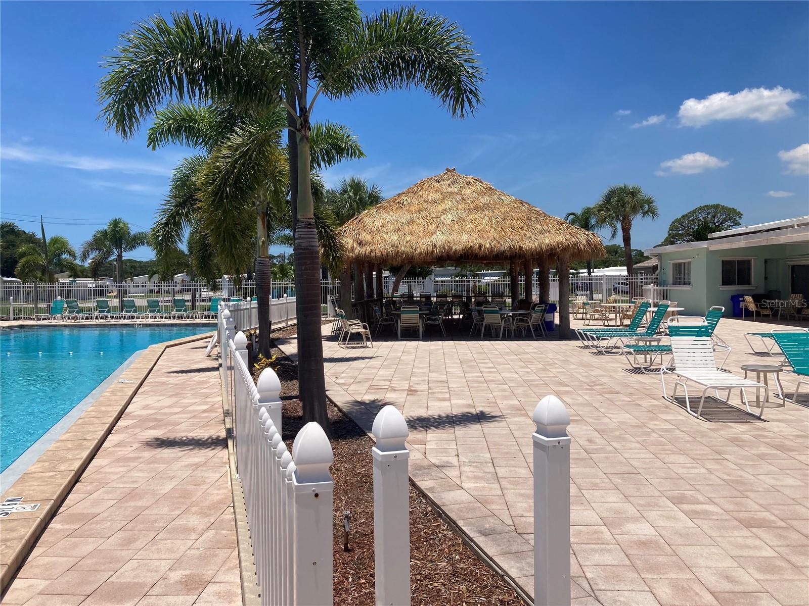 TRI-PAR ESTATES - Residential Lease