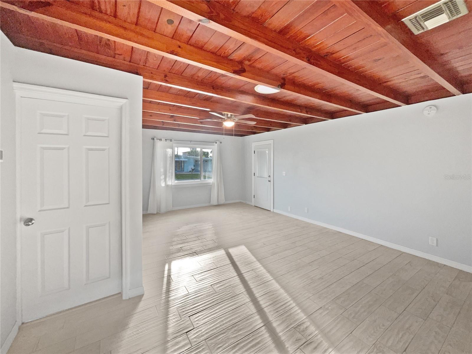 135 N PALMETTO AVENUE