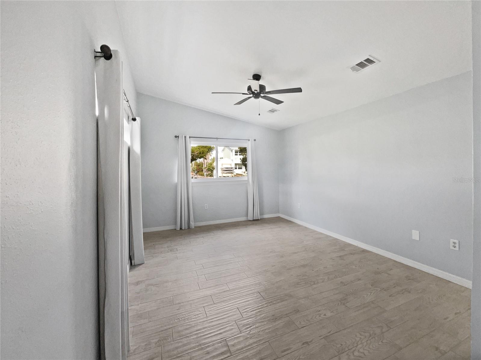 135 N PALMETTO AVENUE