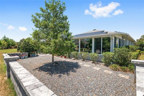 Tiny photo for 9814 SW 92nd Street, Ocala, FL 34481 (MLS # OM724417)