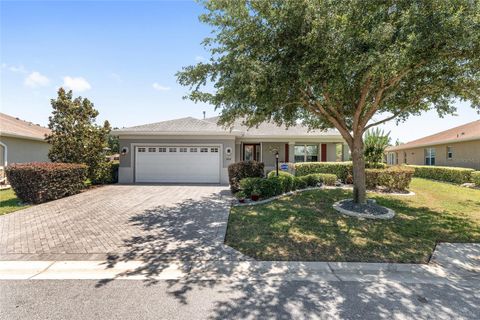 Photo of 9814 SW 92nd Street, Ocala, FL 34481 (MLS # OM724417)