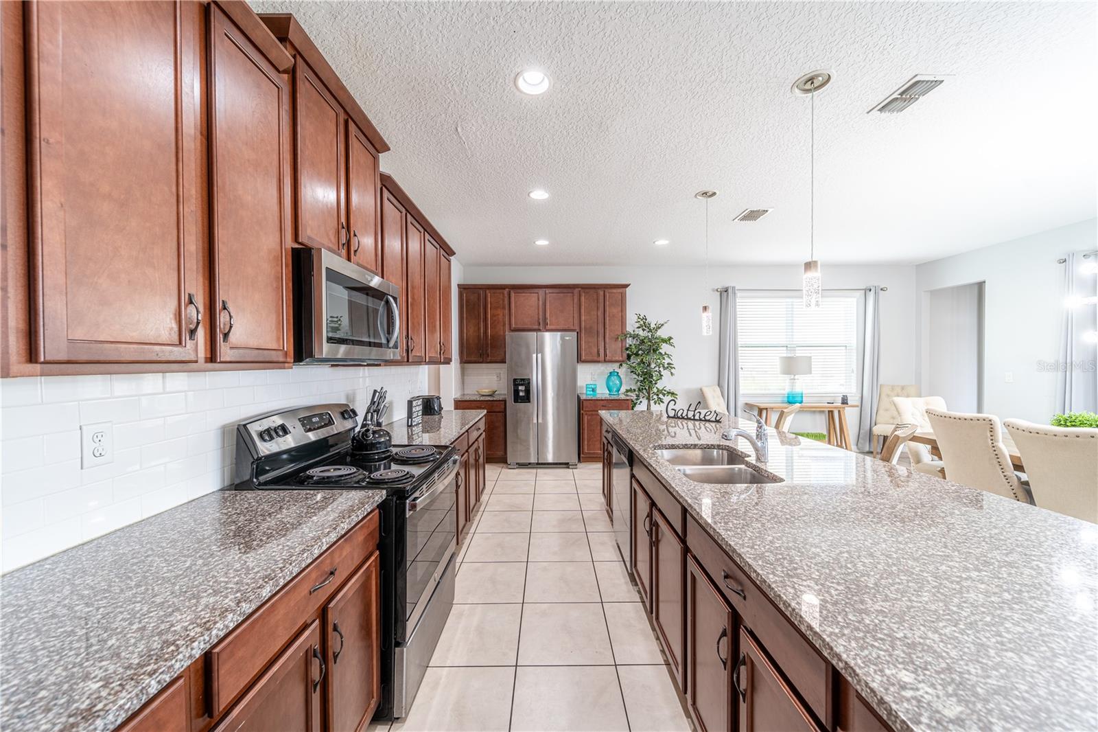 1737 CARIBBEAN VIEW TERRACE