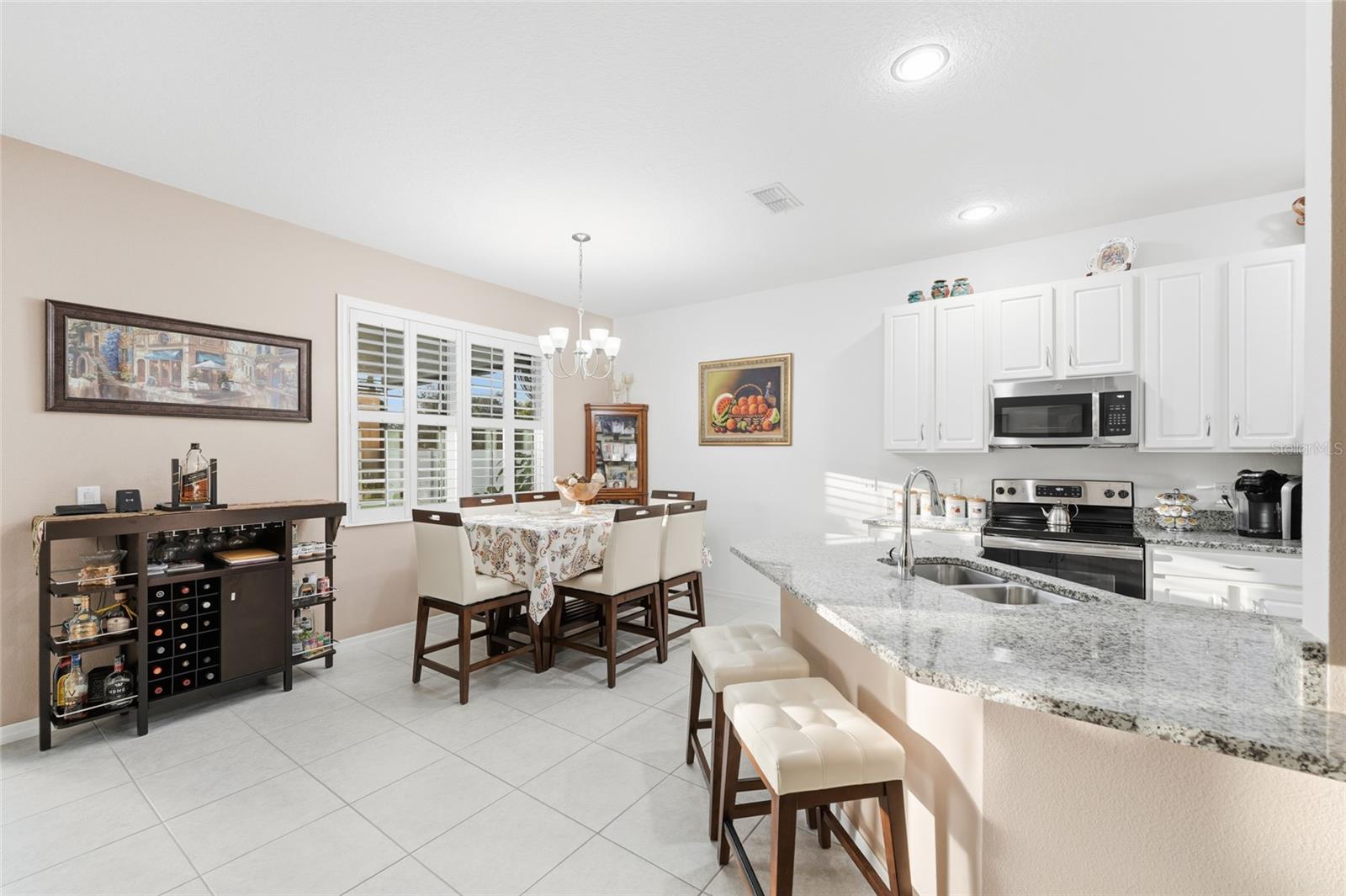 HARBOR SHORES - Residential