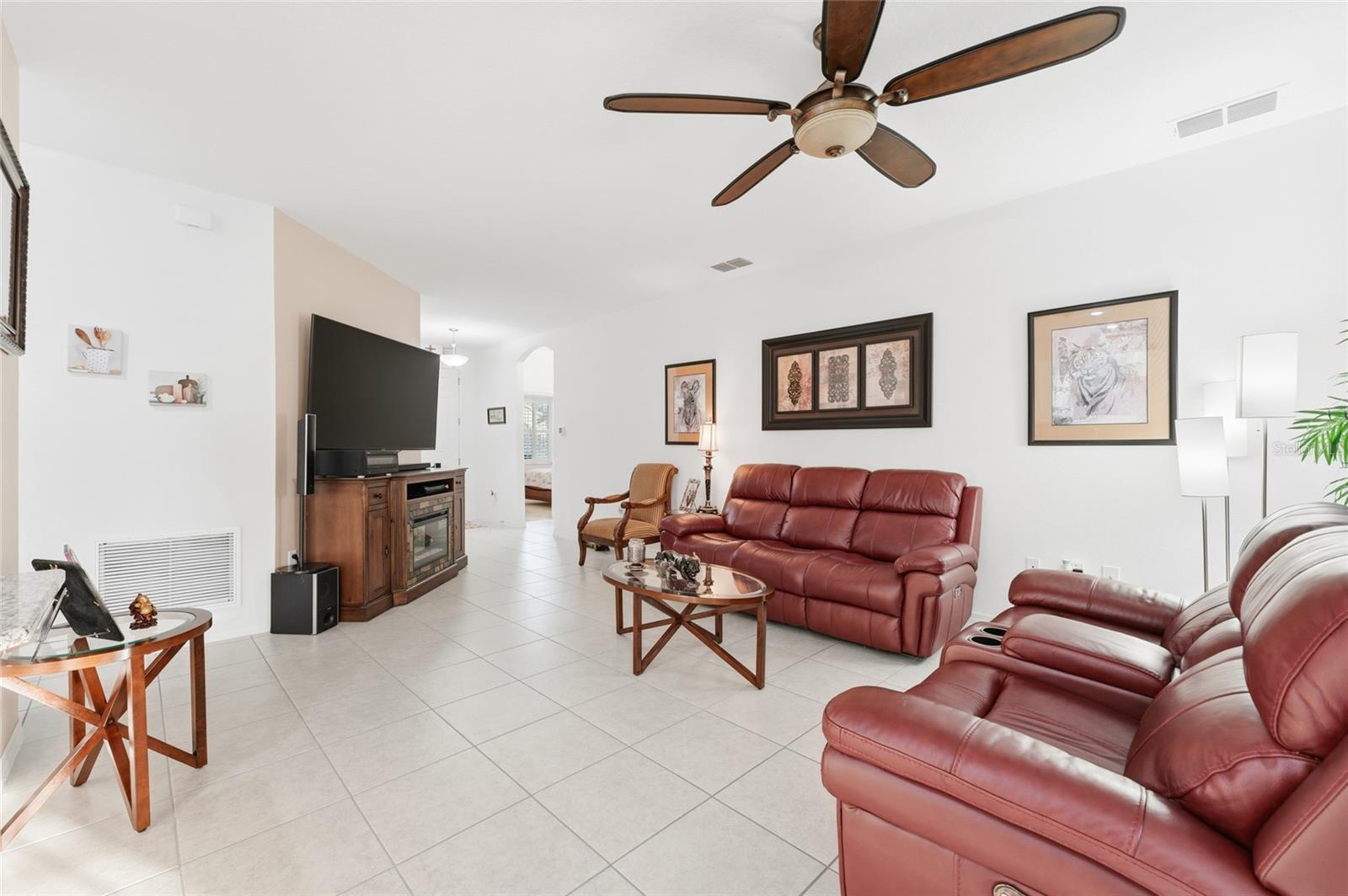 HARBOR SHORES - Residential