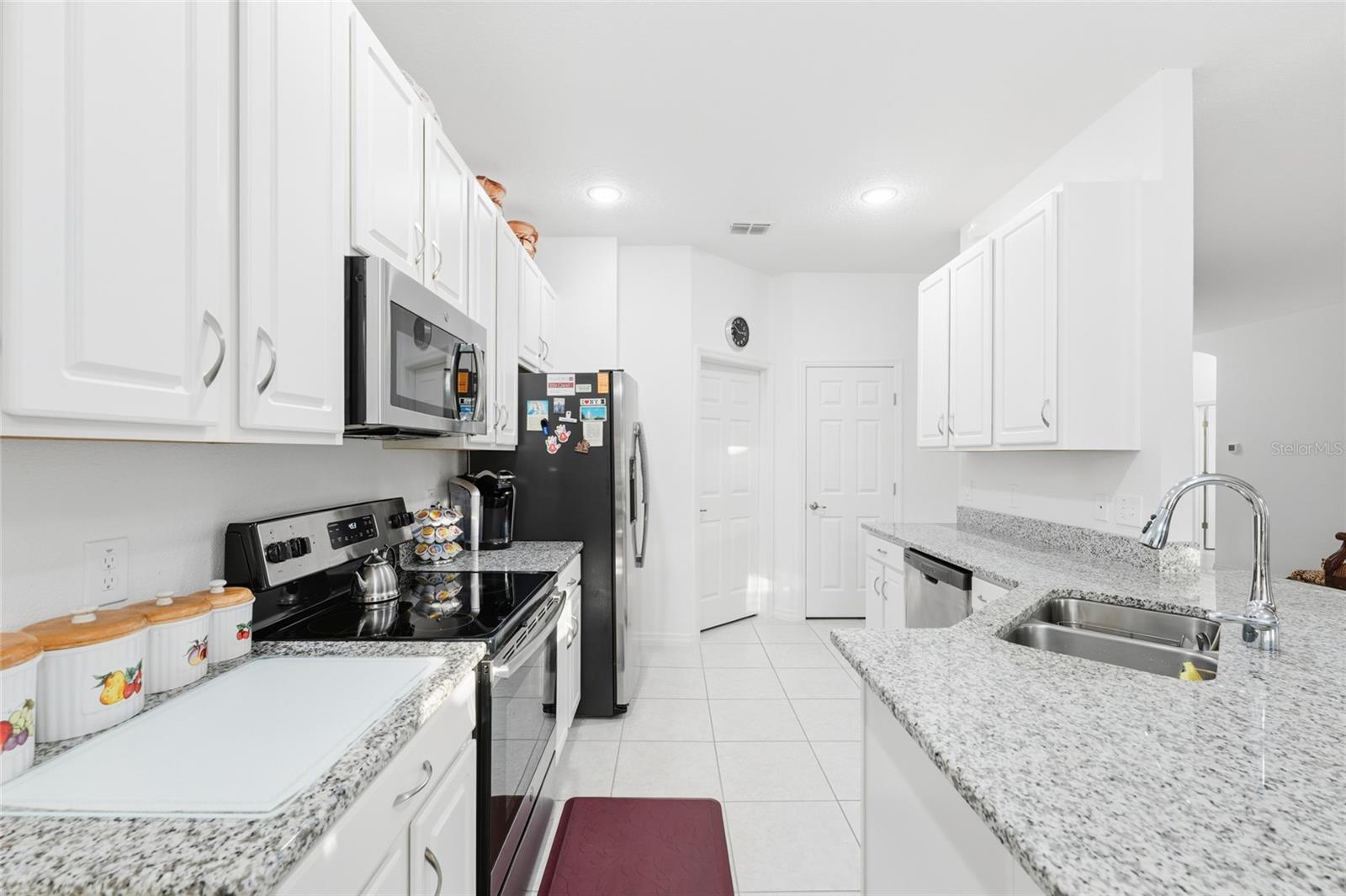 HARBOR SHORES - Residential