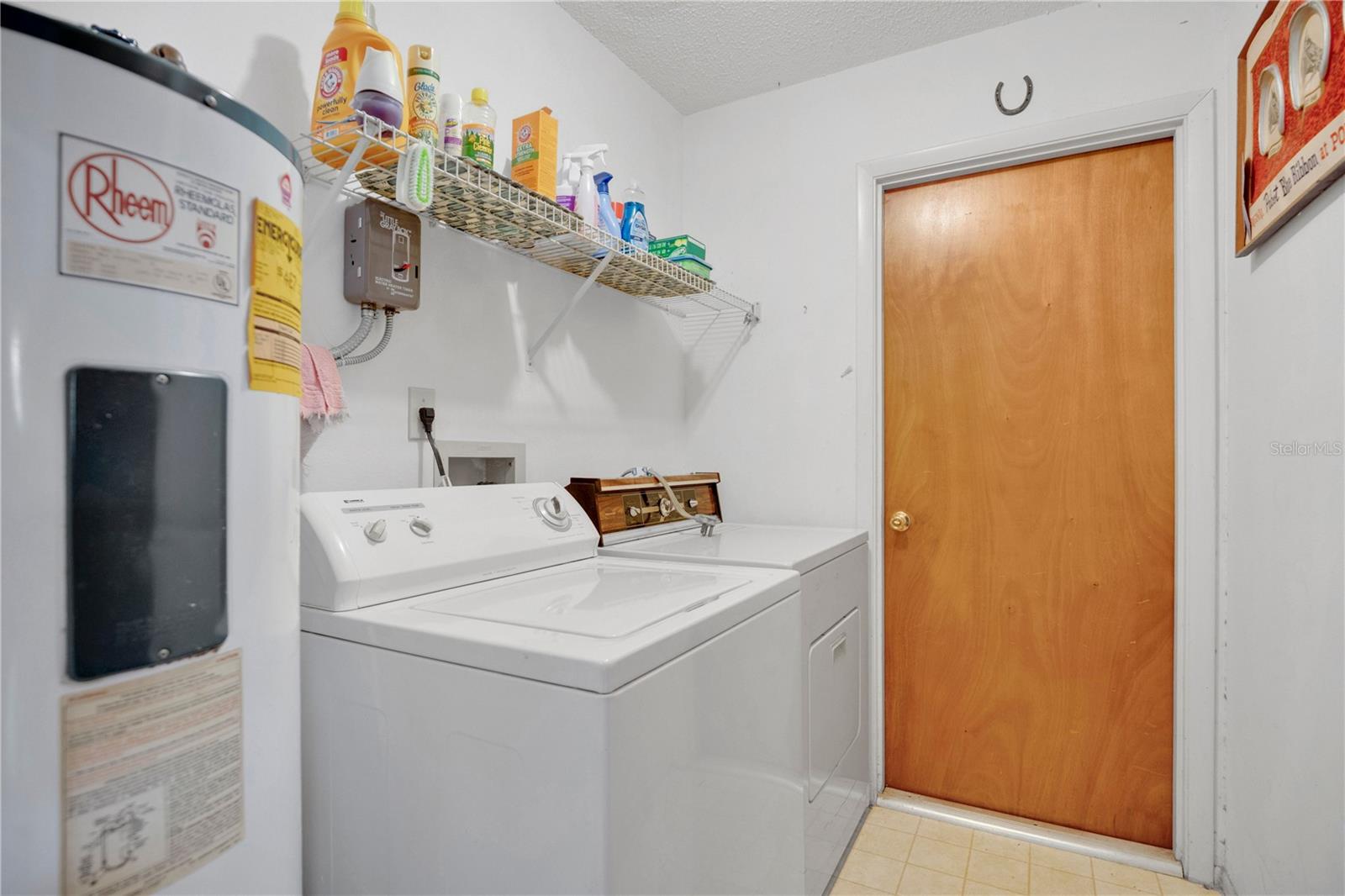 SURREY RIDGE - Residential