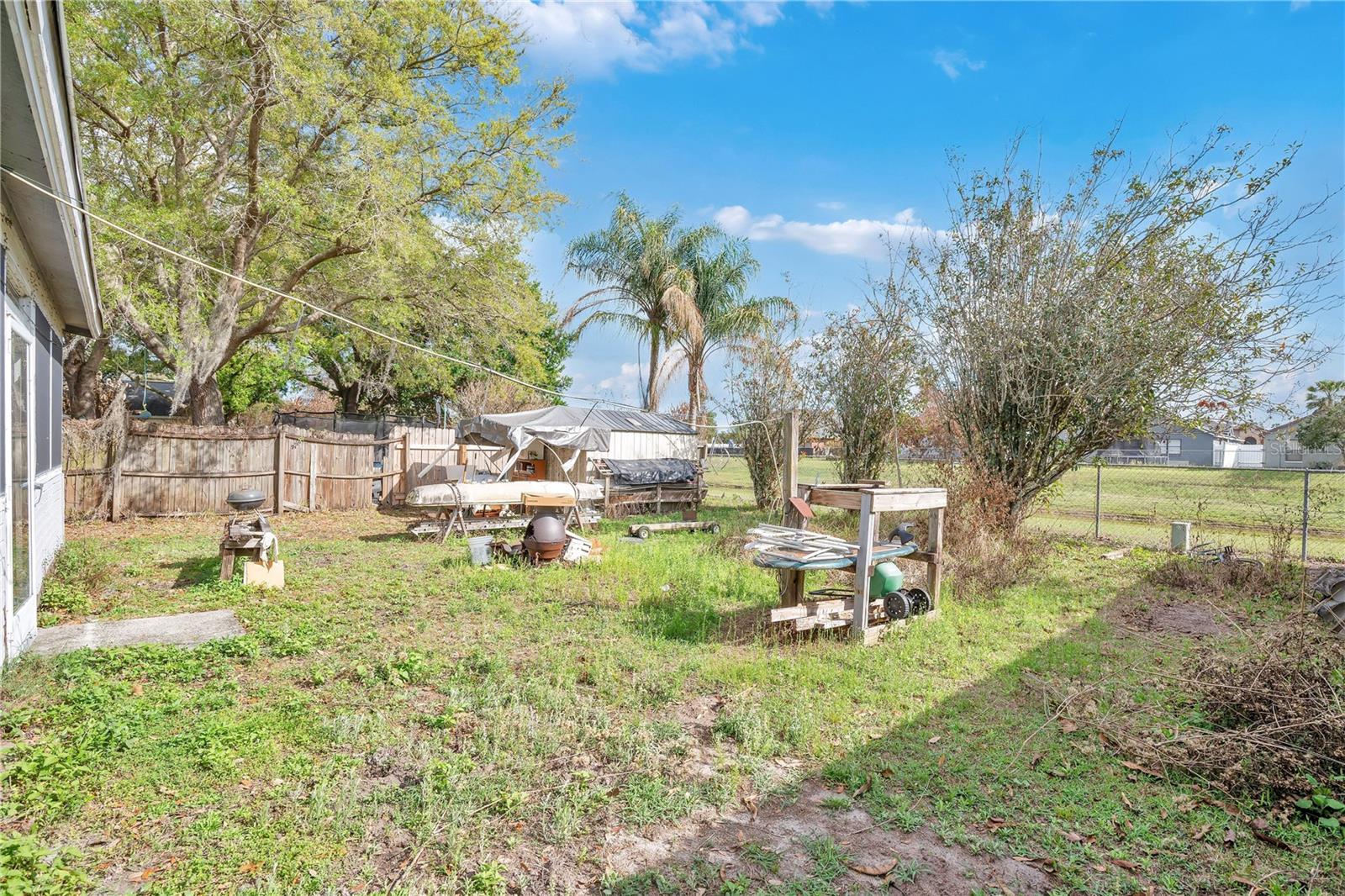 SURREY RIDGE - Residential