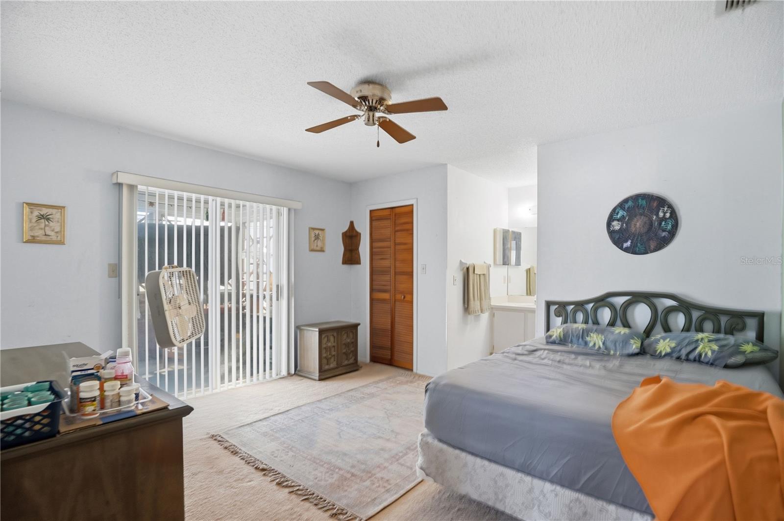 SURREY RIDGE - Residential