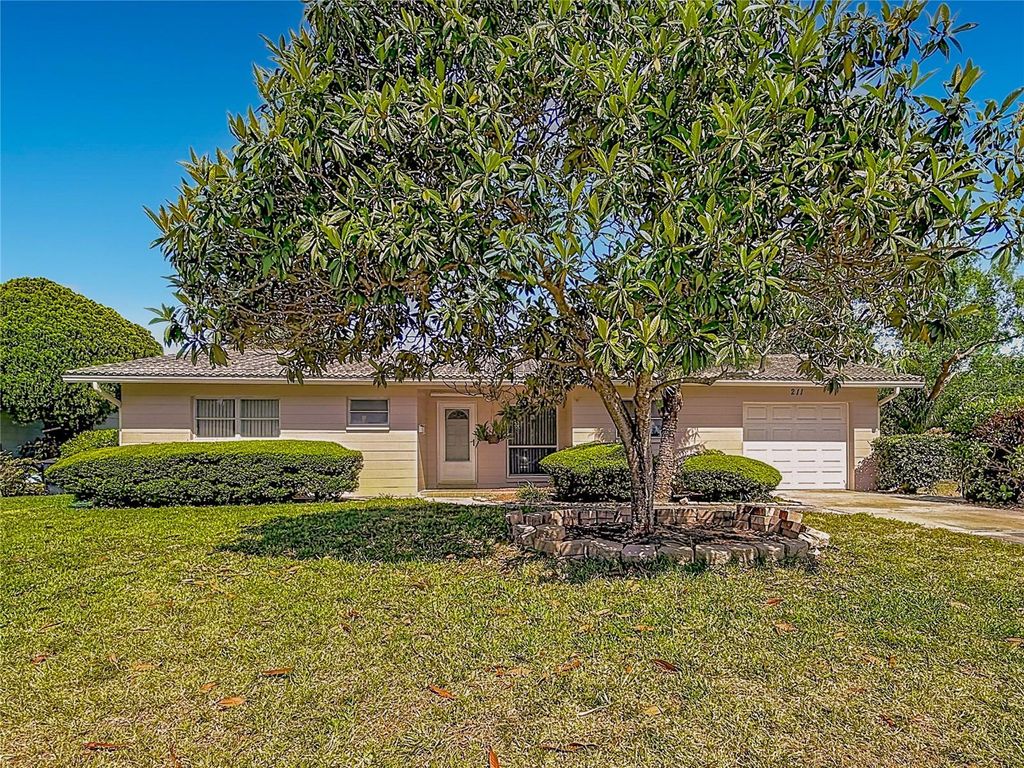 Photo of 211 NW Monroe Circle N, St Petersburg, FL 33702 (MLS # TB8504397)