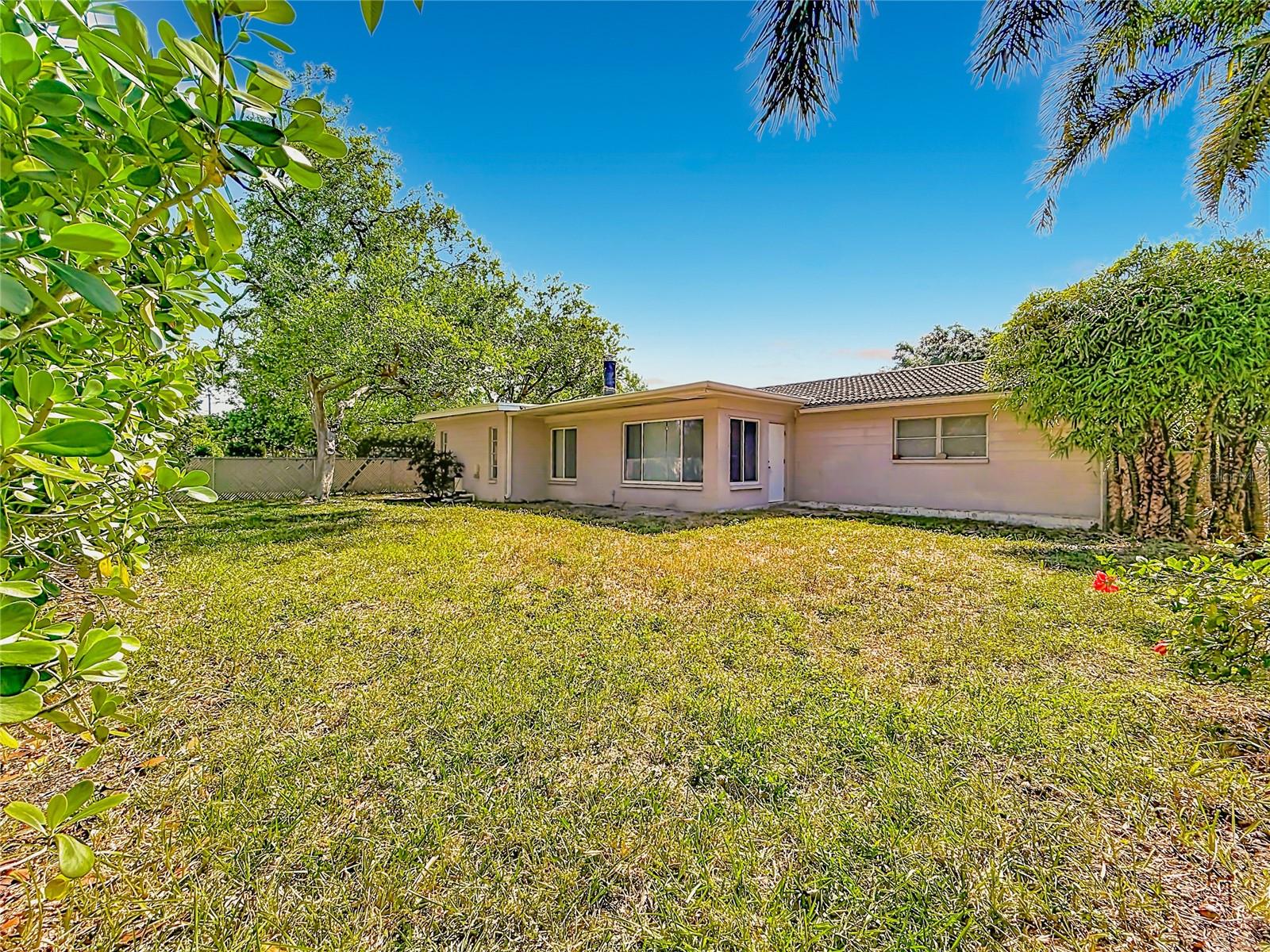 HAESEKERS SUWANNEE GARDENS 2ND PT REP SEC 2 - Residential
