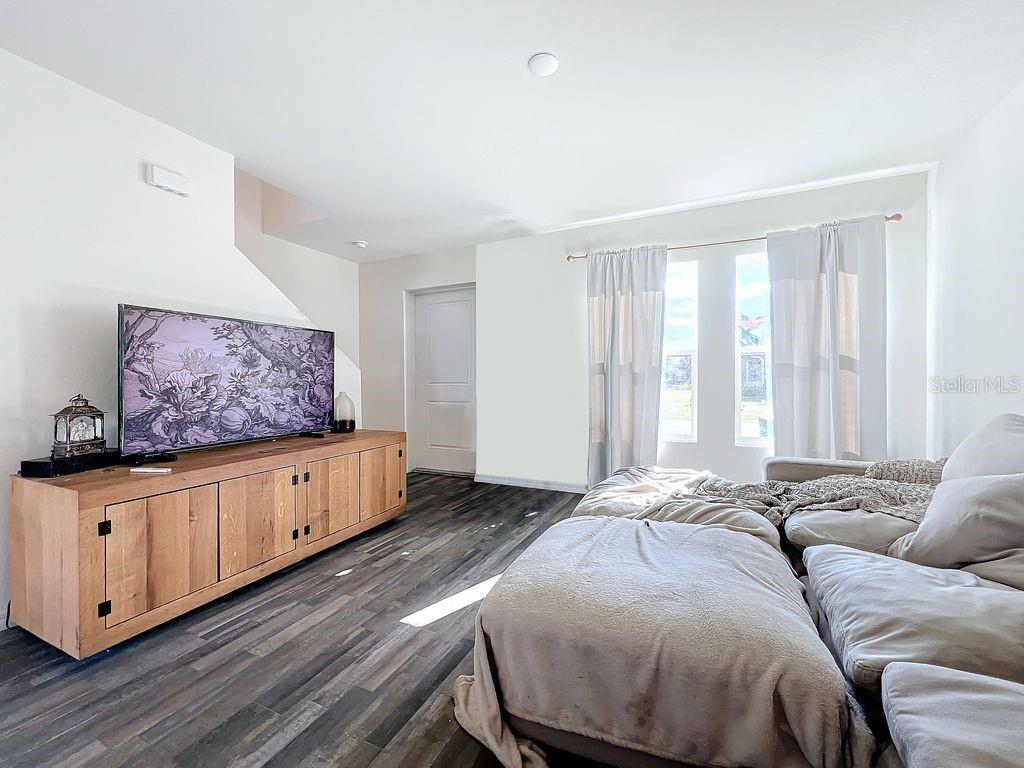 17209 SABRINA CIRCLE