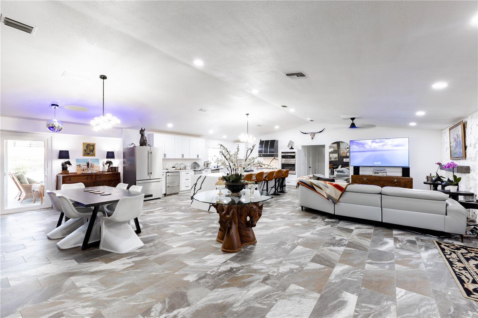 TURNING HAWK RANCH - Residential