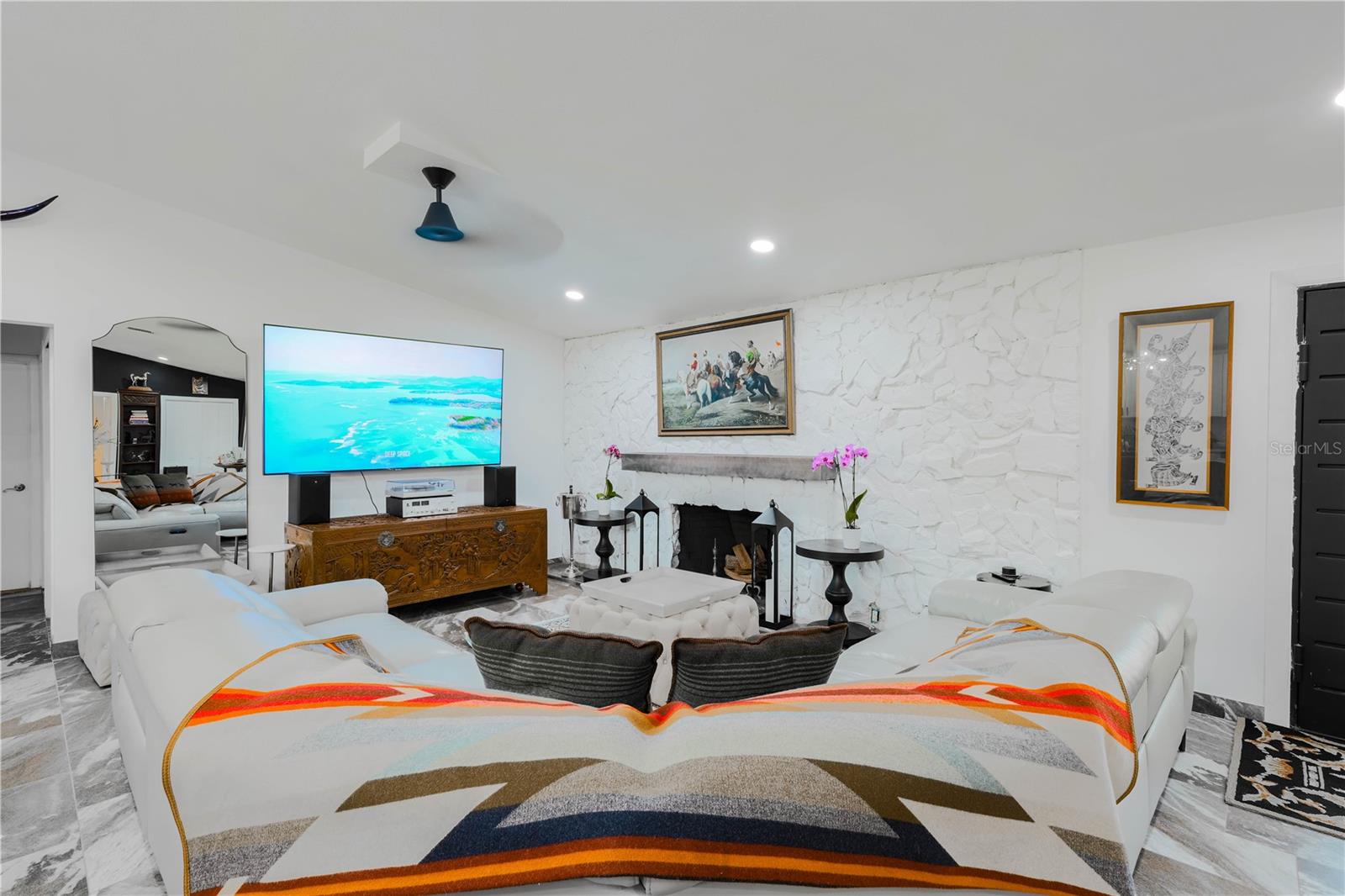 TURNING HAWK RANCH - Residential
