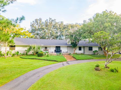 Photo of 8001 SE 7th Avenue Road, Ocala, FL 34480 (MLS # OM709421)