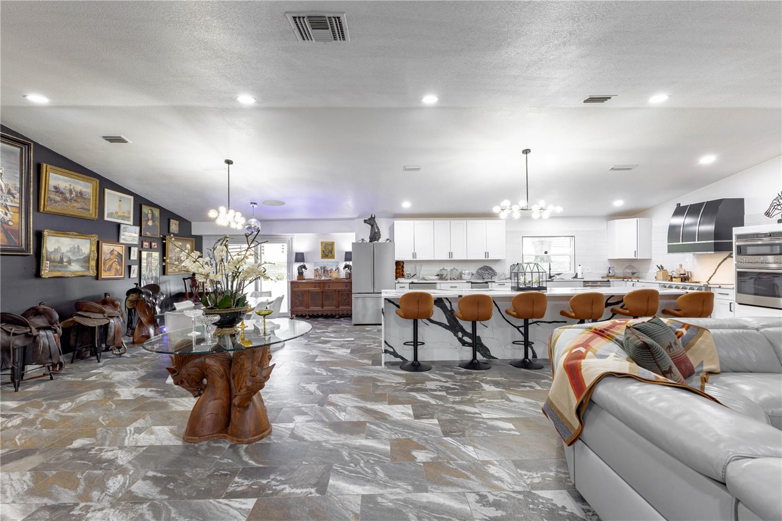 TURNING HAWK RANCH - Residential