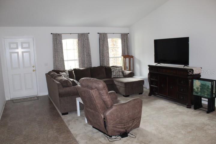 328 SW TIMBER RIDGE DRIVE