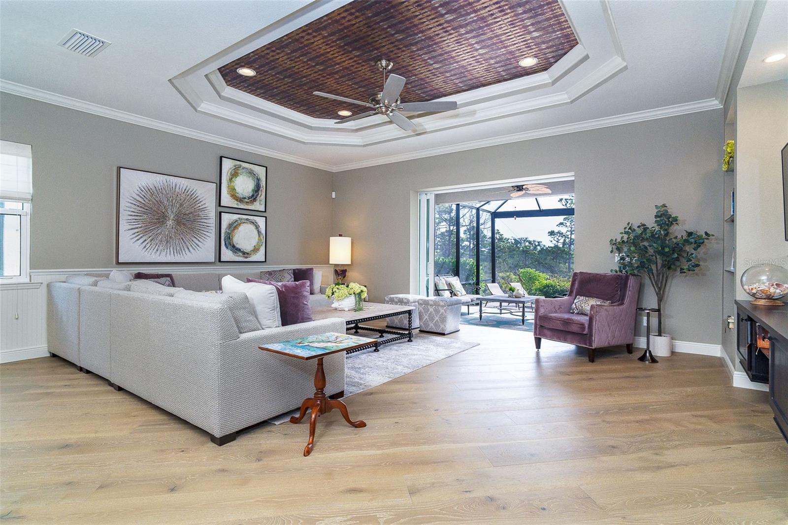 CORAL CAYE - Residential